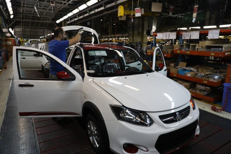 رئیس سازمان بورس مخالف ورود خودرو