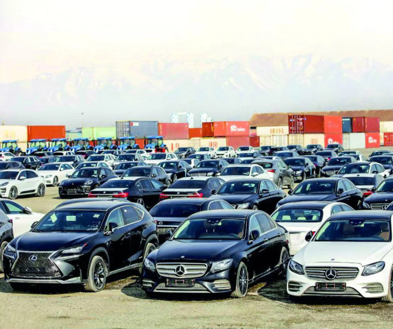 ورود خودروهای وارداتی کاهش قیمت خودرو