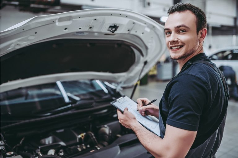 سرویس‌های دوره‌ای خودرو