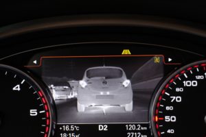 انواع آپشن‌های خودرو - سیستم دید در شب خودرو