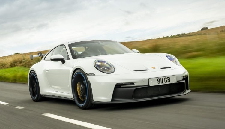 بهترین خودروهای اسپرت در ایران - پورشه ۹۱۱ کاررا