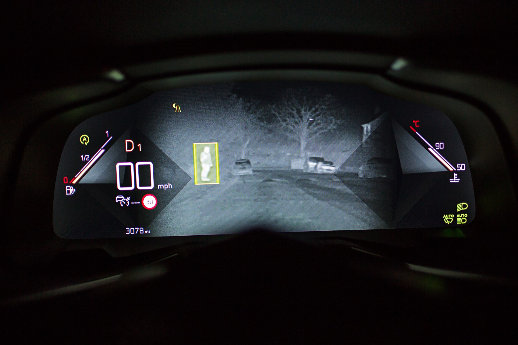 سیستم دید در شب خودرو