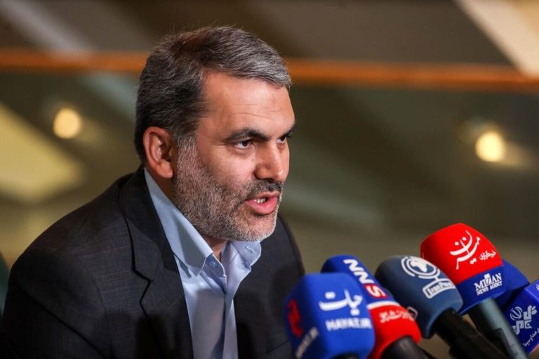 سخنگوی کمیسیون تلفیق