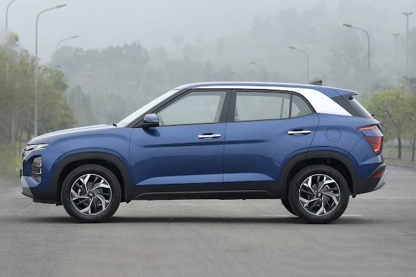 نمای جانبی هیوندای کرتا