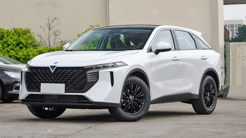 نمای جلوی ونوسیا V-Online