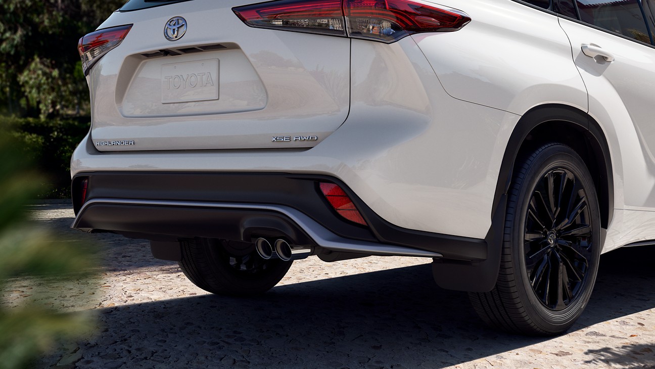 اگزوز دوگانه تویوتا هایلندر وارداتی برساوش