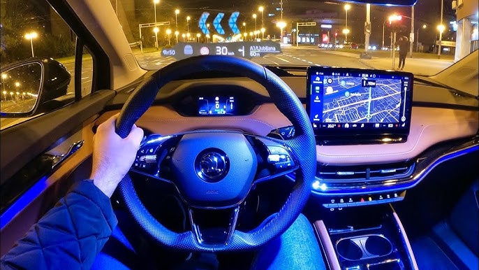 سیستم هداپ دیسپلی اشکودا اکتاویا