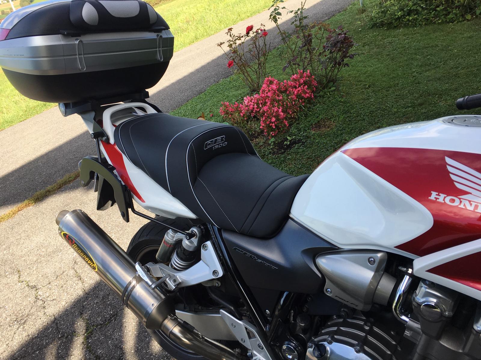 زین موتور هوندا CB1300