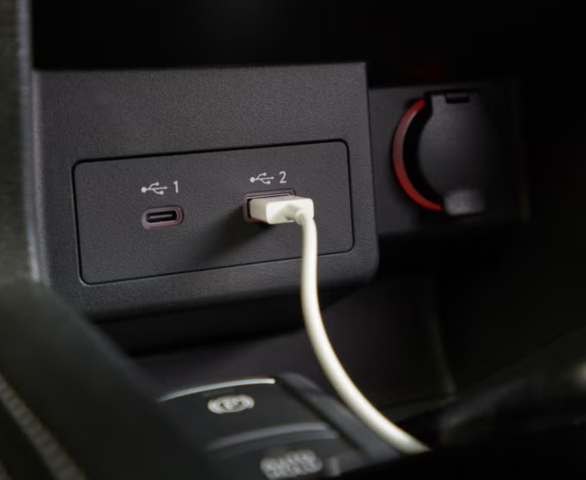 امکانات نیسان کیکس - USB