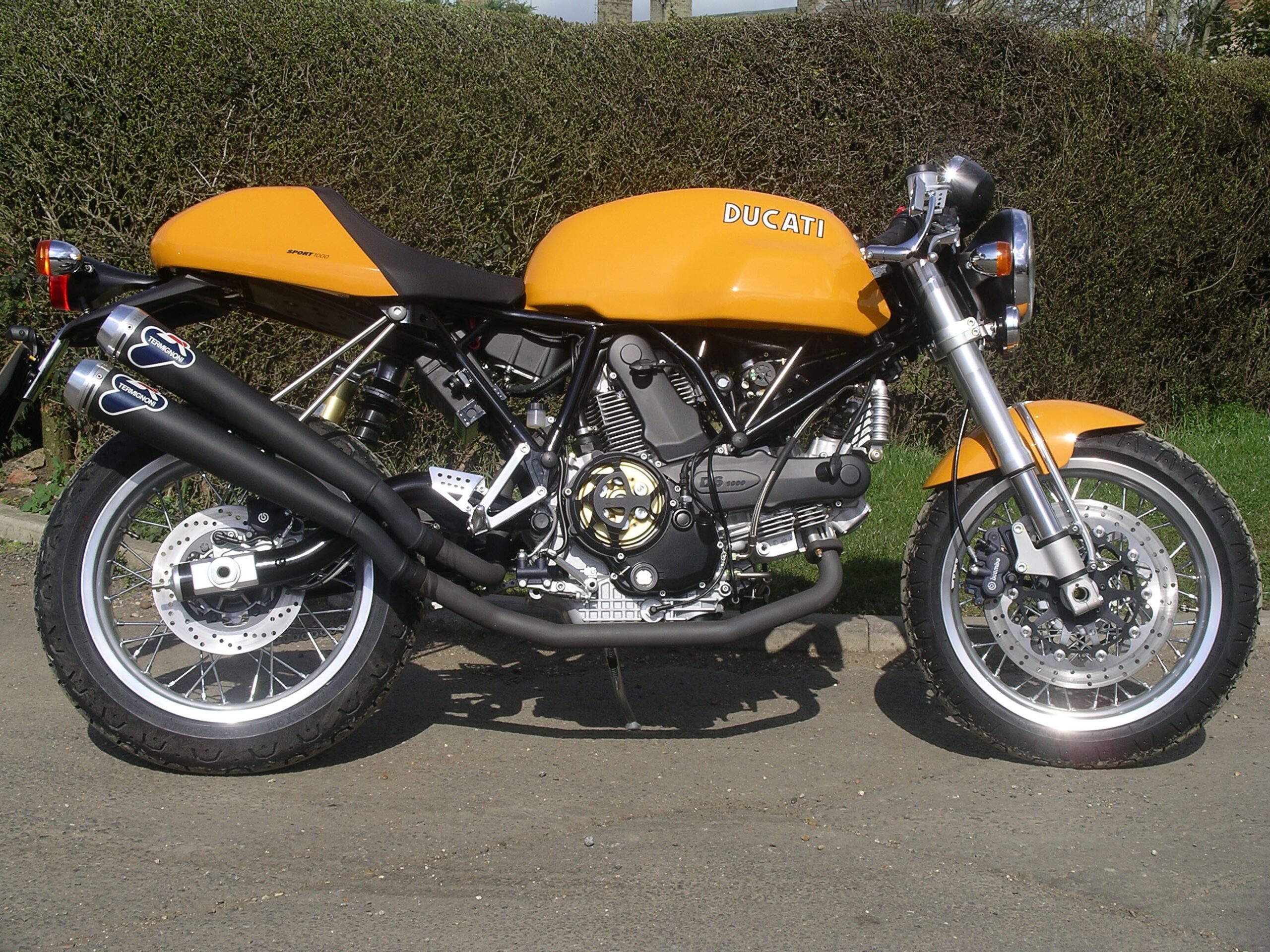 دوکاتی اسپرت کلاسیک اسپرت ۱۰۰۰ اس (Ducati Sport Classic Sport 1000 S)