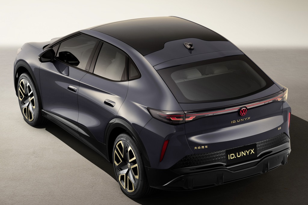 نمای عقب ID.UNYX 
