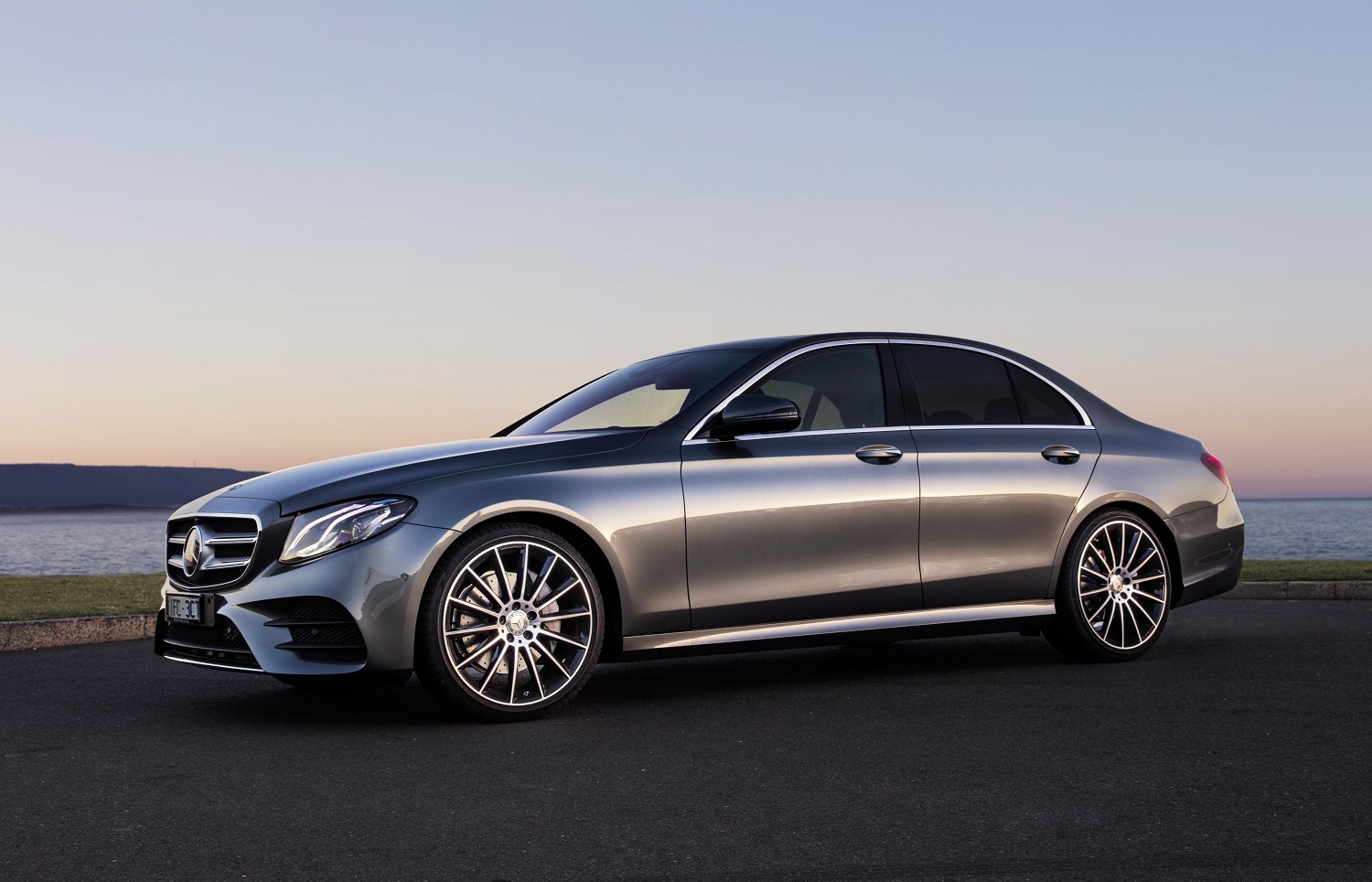مرسدس بنز E-Class: سطح 2+
