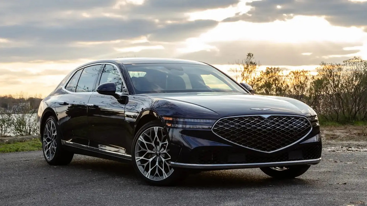 هیوندای جنسیس G90: سطح 2
