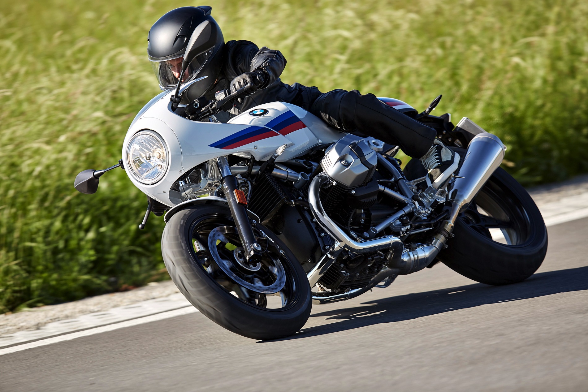 بی ام و آر نینت ریسر (BMW R NineTR acer)