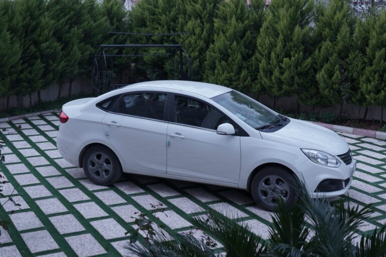 جک J4