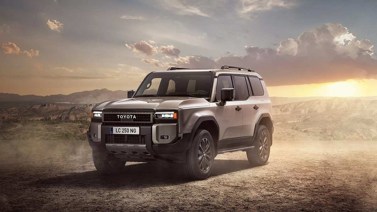 عرضه تویوتا لندکروزر و پرادو در ایران مجاز شد