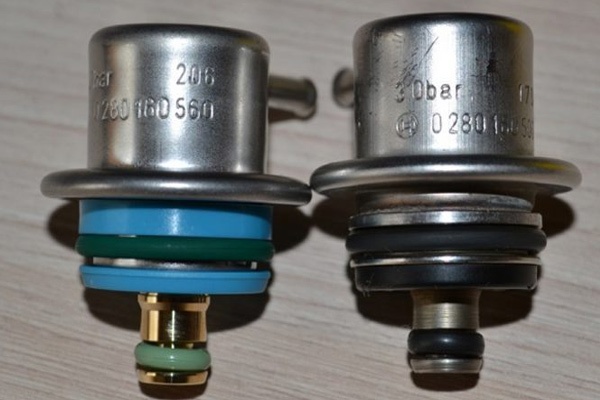 همه چیز درباره رگلاتور فشار سوخت؛ وظایف، نشانههای خرابی و روش تنظیم